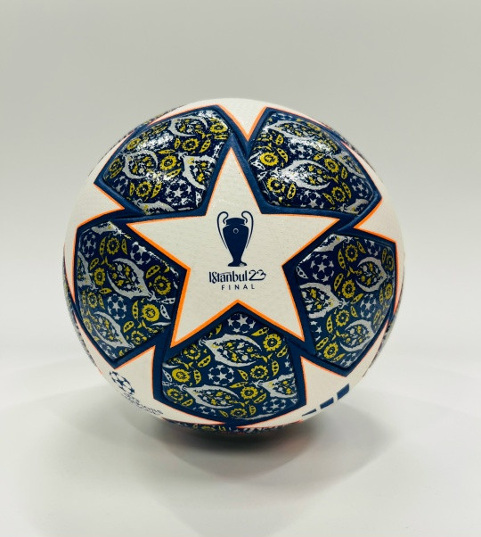 Adidas UCL Pro Istanbul 23 Футбольный мяч HU1576