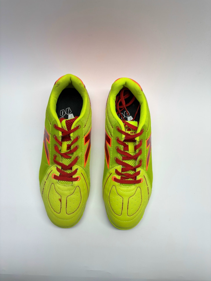 Kelme Sense Grip Футзалки Мужские 55696-402